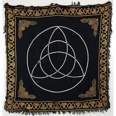 Triquetra autel chiffon, or/argent/noir Triquetra autel chiffon, or/argent/noir