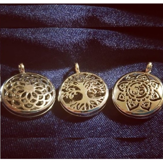 Aroma Locket, 3 Design Choices Aroma Locket, 3 Design Choices