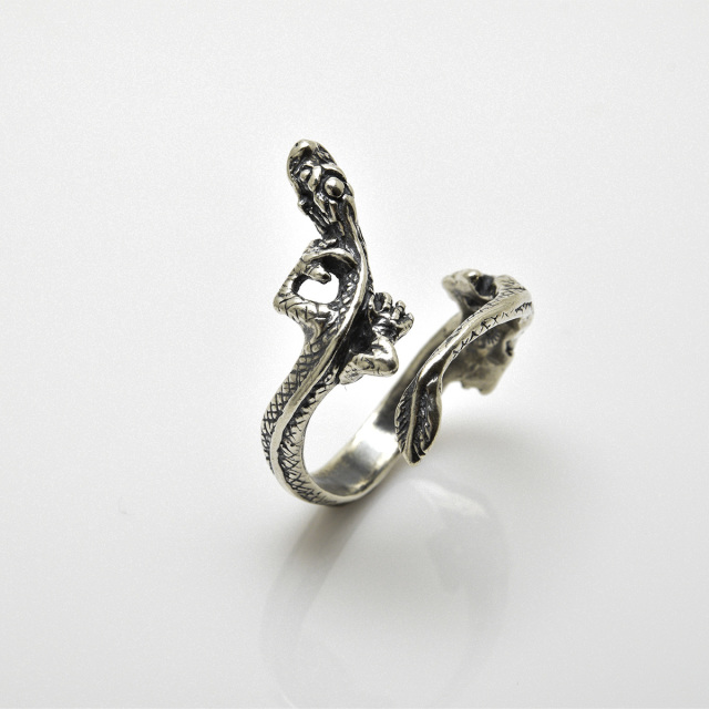 Dragons Treasure Ring