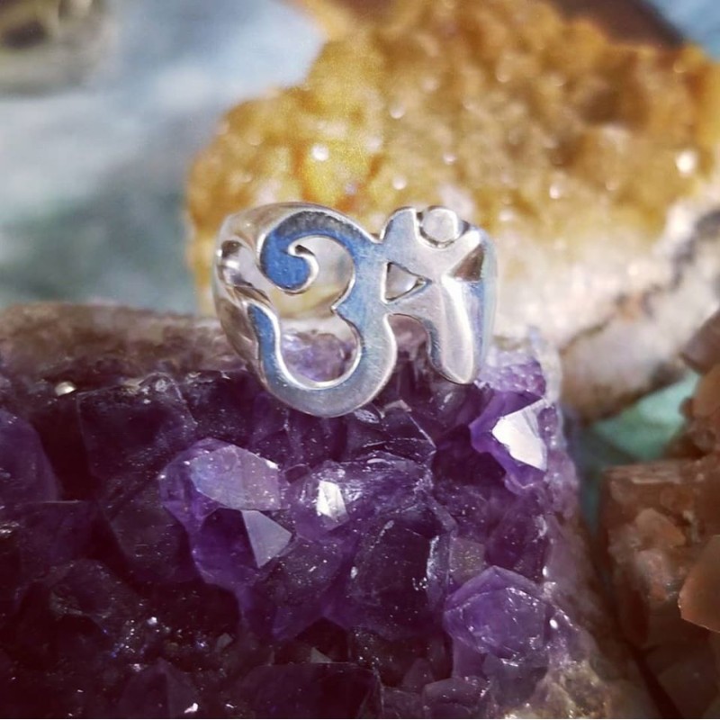 Om Ring, Sterling Om Ring, Sterling