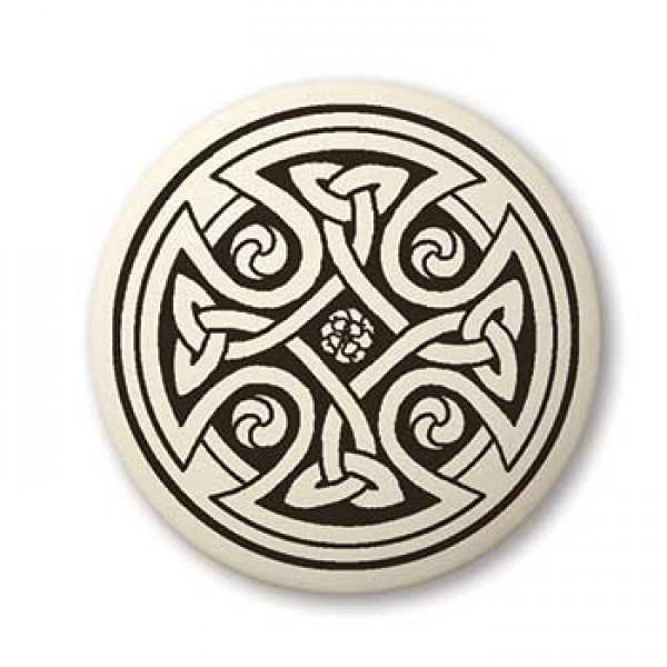 Pendant de poterie, Croix celtique