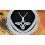 Wish Pearl Necklace Set - Bee + 5 Pearls