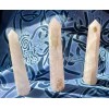 Point debout en quartz rose Point debout en quartz rose