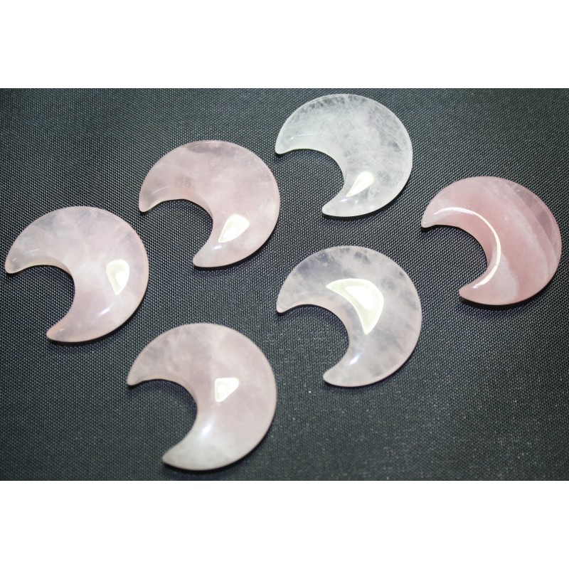 Lune de poche, quartz rose Lune de poche, quartz rose