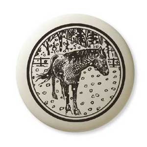 Pendentif totem en poterie: cheval Pendentif totem en poterie: cheval