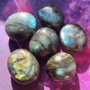 Labradorite Arrondie Palm Stone ~ Pour l’intuition psychique Labradorite Arrondie Palm Stone ~ Pour l’intuition psychique