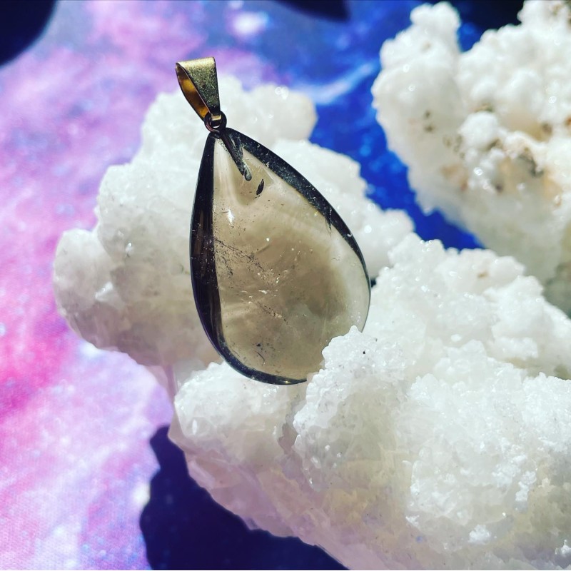 Smokey Quartz Teardrop Pendant Smokey Quartz Teardrop Pendant