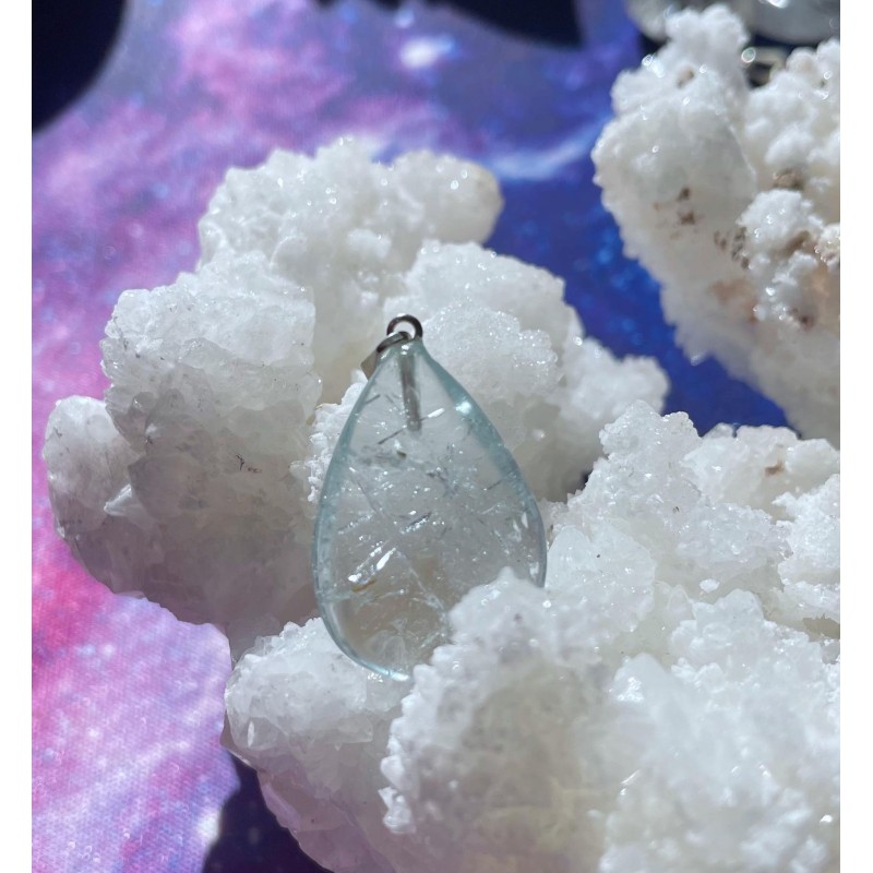 Blue Topaz Teardrop Pendant Blue Topaz Teardrop Pendant