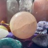 Sphère de quartz rose, Lg B ~ Amour universel Sphère de quartz rose, Lg B ~ Amour universel