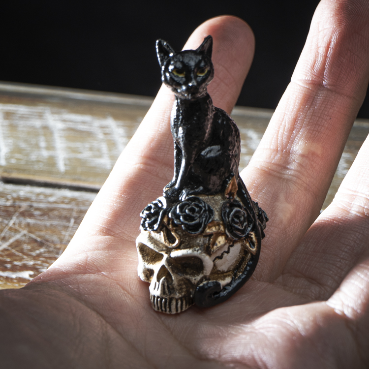 Cat Skull Figurine Cat Skull Figurine