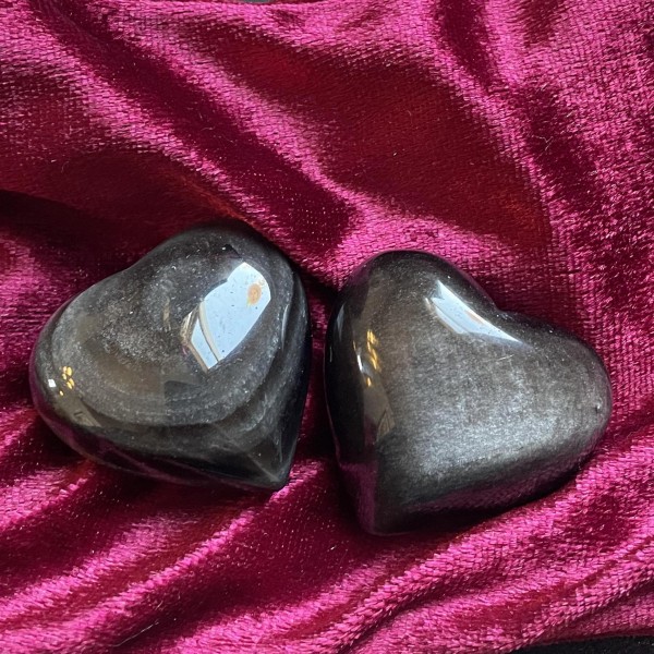 Silver Sheen Obsidian Heart ~ Pour Sheilding