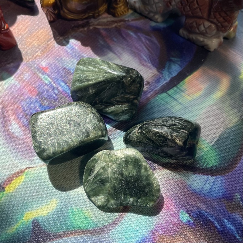 Séraphinite, Tumbled Séraphinite, Tumbled