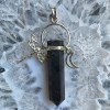 Pendentif libellule lune : Tourmaline noire Pendentif libellule lune : Tourmaline noire
