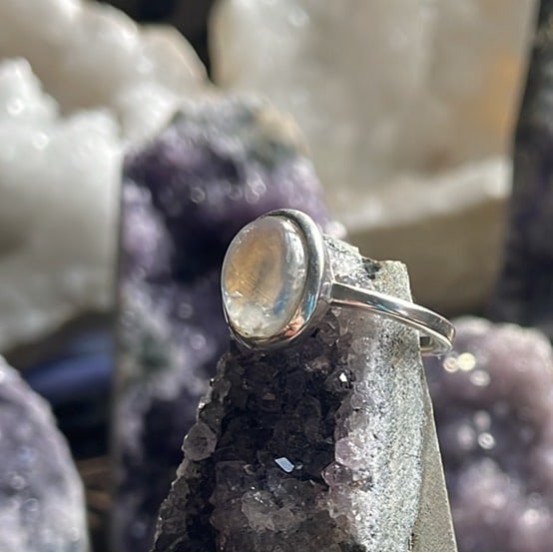 Bague pierre de lune, Sterling - Taille 9 Bague pierre de lune, Sterling - Taille 9