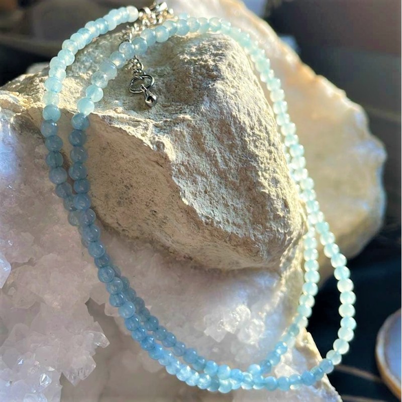 Chaîne de perles d’agate bleue Chaîne de perles d’agate bleue