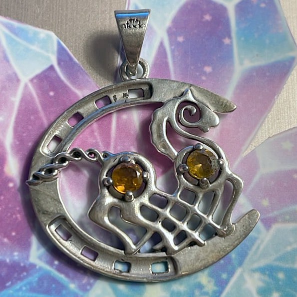 Pendentif Sleipnir de cheval d’Odin, Citrine, Sterling Pendentif Sleipnir de cheval d’Odin, Citrine, Sterling