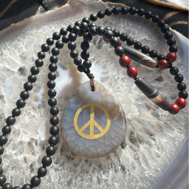 Dragon Vein Agate Peace Necklace Dragon Vein Agate Peace Necklace