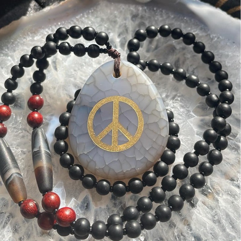 Dragon Vein Agate Peace Necklace Dragon Vein Agate Peace Necklace