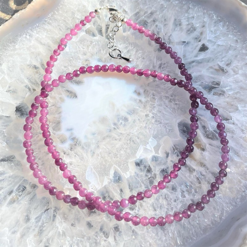 Chaîne de perles d’agate violette Chaîne de perles d’agate violette
