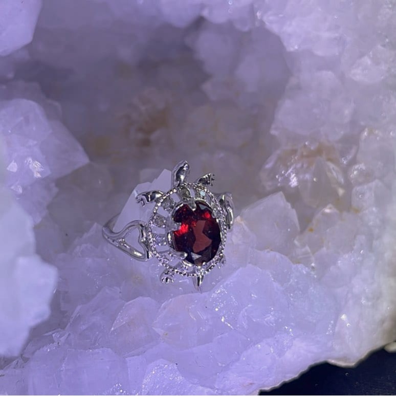 Bague Tortue Grenat, Sterling Bague Tortue Grenat, Sterling