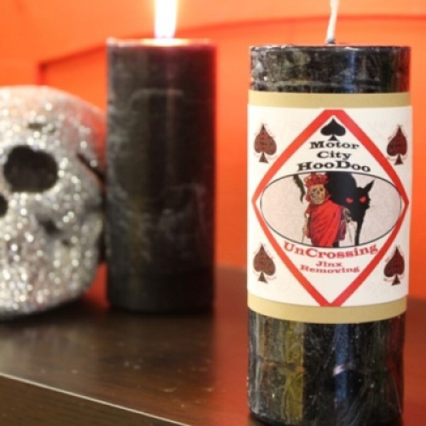 Uncrossing Pillar Candle
