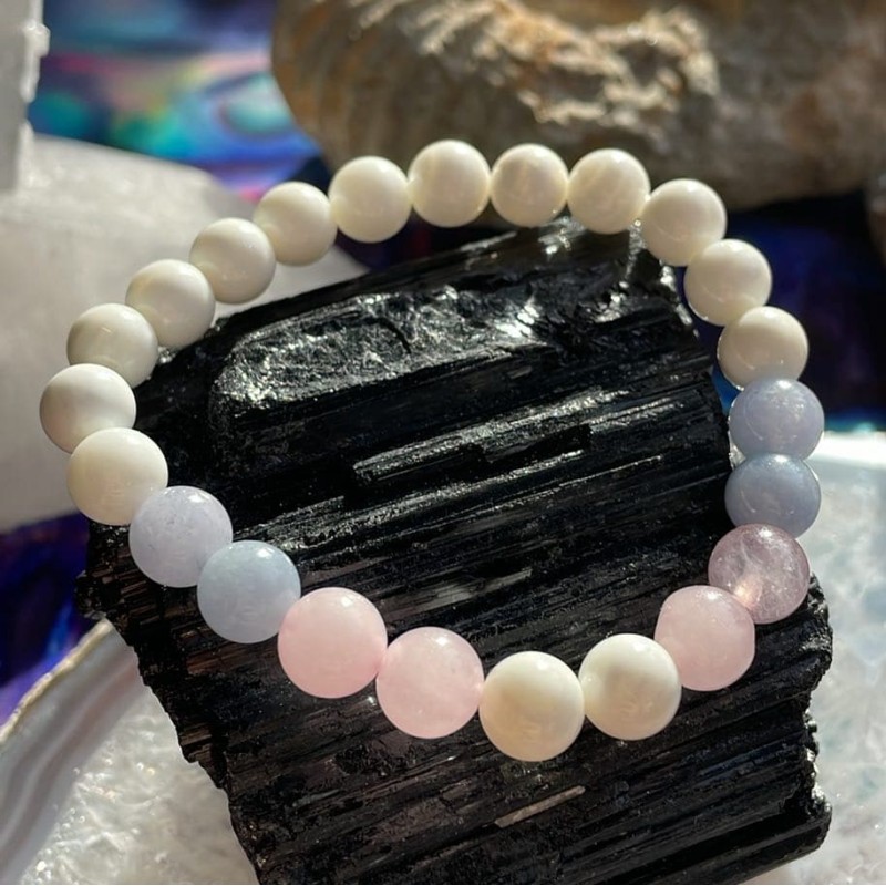 Bracelet Agate blanche, Quartz rose, Calcite bleue Bracelet Agate blanche, Quartz rose, Calcite bleue