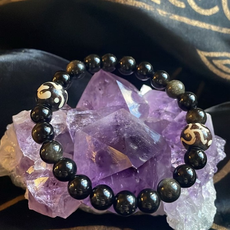 Bracelet en argent brillant obsidienne et om