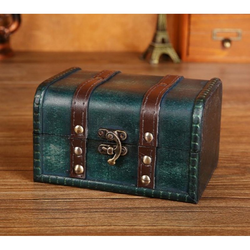 Antiqued Treasure Chest, Green Antiqued Treasure Chest, Green