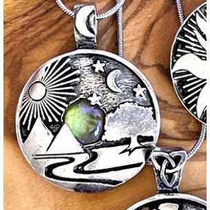 Pendentif Blessings - Bénédiction de la nature Pendentif Blessings - Bénédiction de la nature
