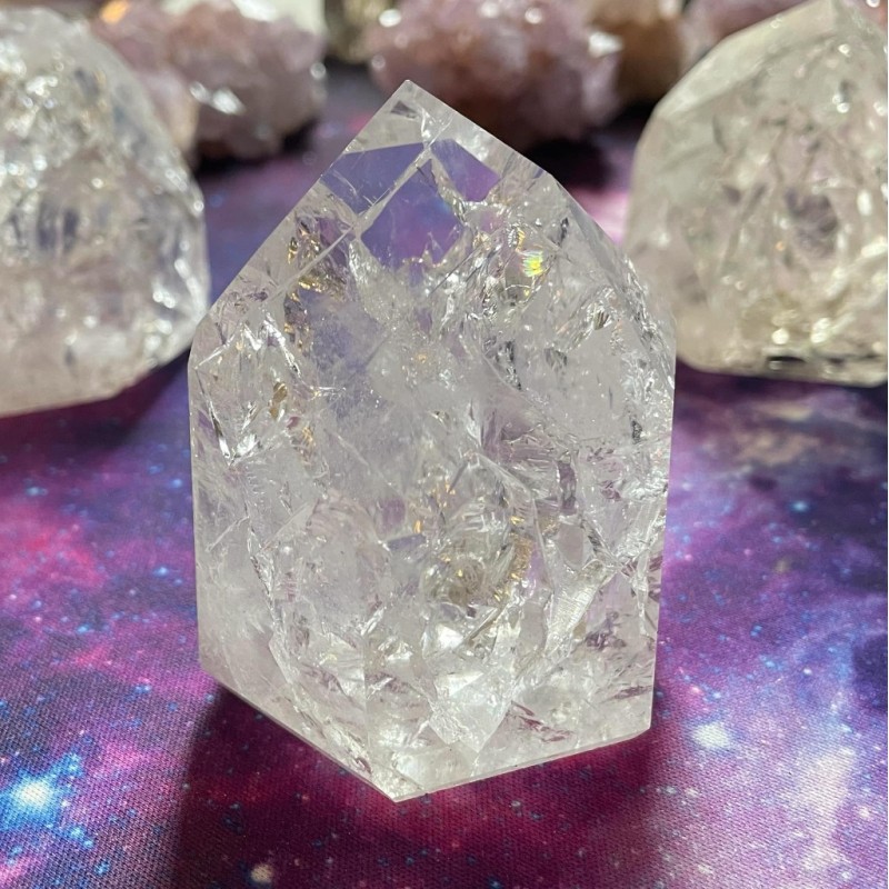Pointes de cristal de quartz craquelé