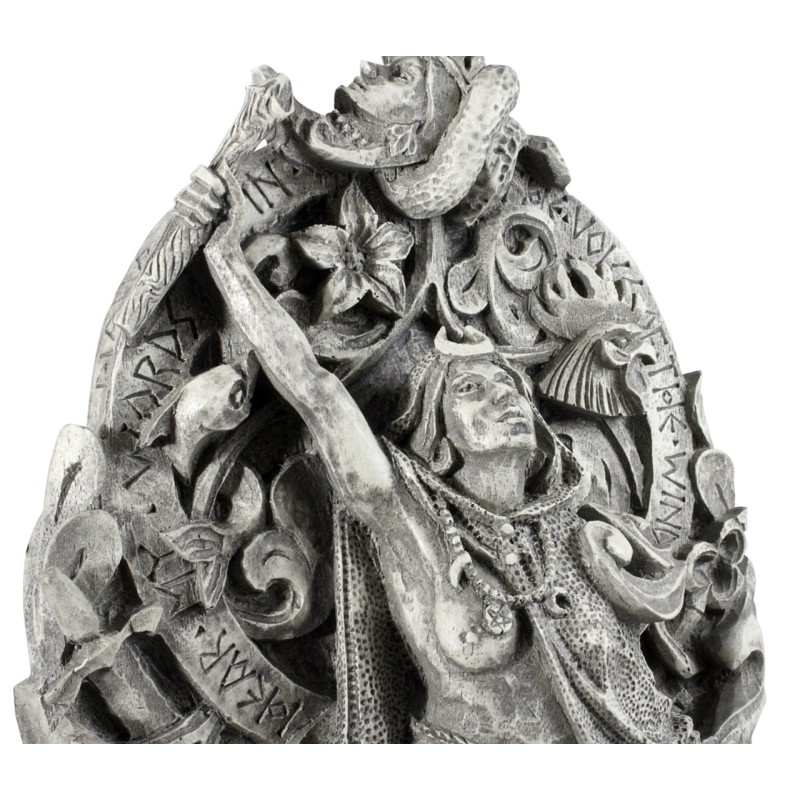 Statue de la déesse Aradia Statue de la déesse Aradia