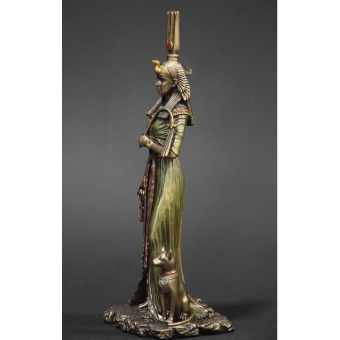 Figurine de la reine Néfertiti Figurine de la reine Néfertiti