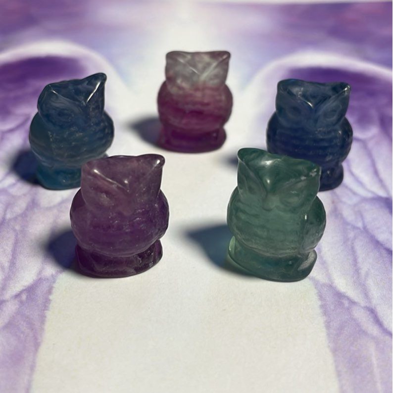 Mini animal en fluorite : hibou Mini animal en fluorite : hibou