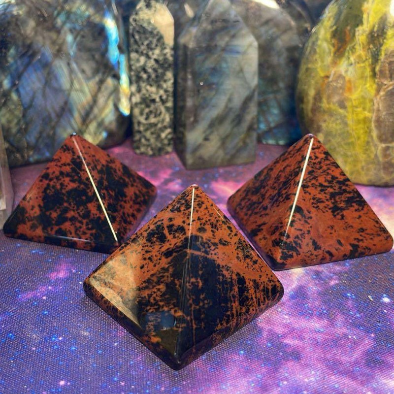 Acajou Obsidienne Pyramide Acajou Obsidienne Pyramide