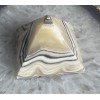 Pyramide de Calcite Onyx Zèbre - A - 50 mm Pyramide de Calcite Onyx Zèbre - A - 50 mm