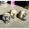 Crâne de zèbre en onyx noir et calcite jaune A