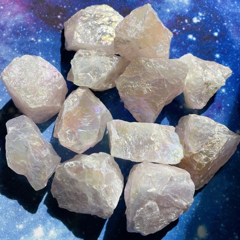 Cristal d’aura de quartz rose, brut Cristal d’aura de quartz rose, brut