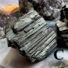 Spécimen de tourmaline noire Spécimen de tourmaline noire